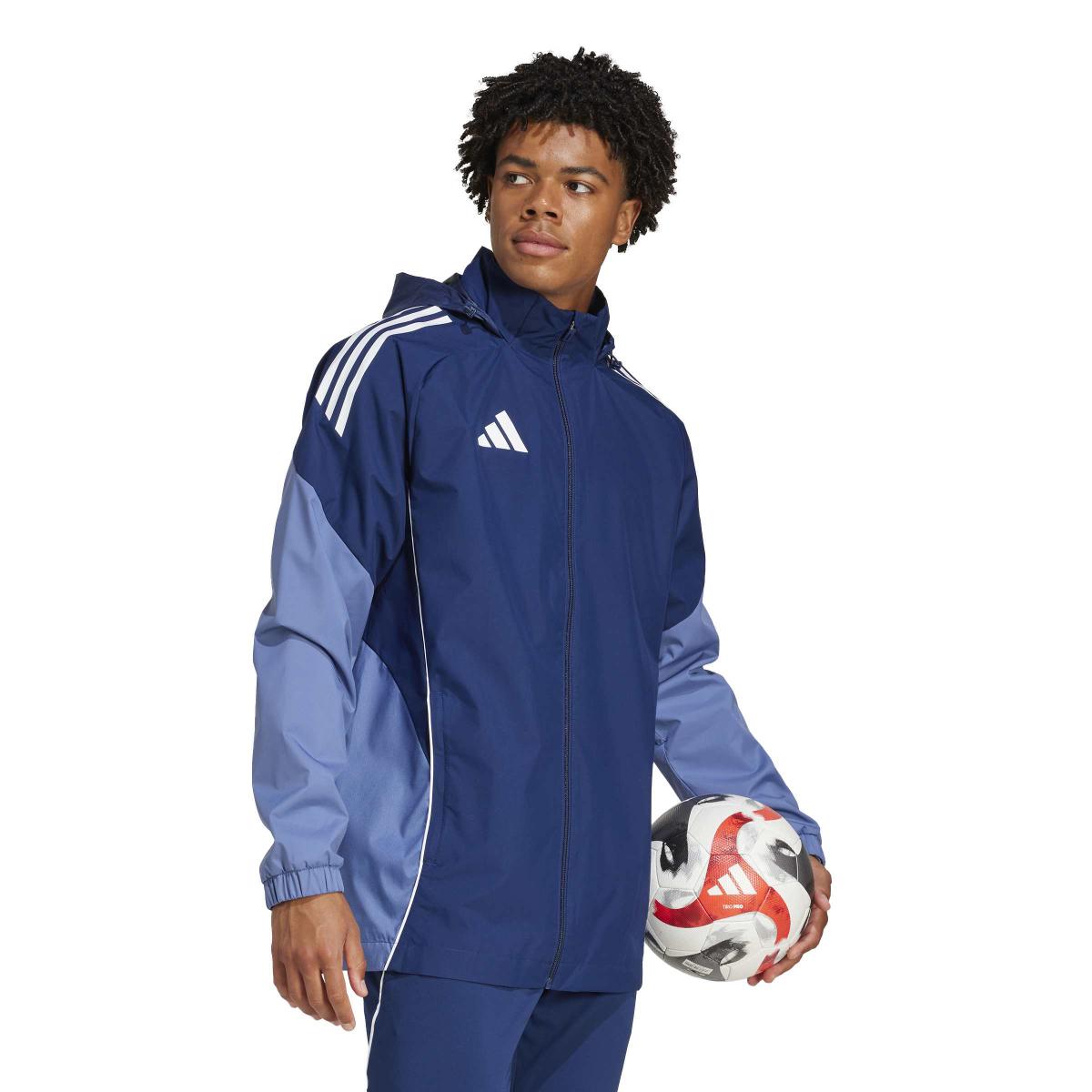 product/2/0/2025_09_adidas_ji6543_6_apparel_on_model_walking_view_white.jpg
