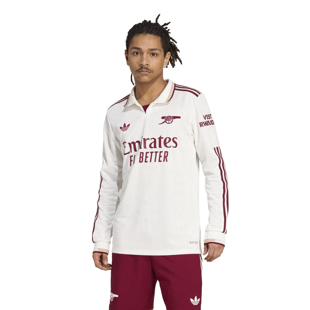product/2/0/2025_adidas_jj1898_3_apparel_on_model_standard_view_transparent.jpg