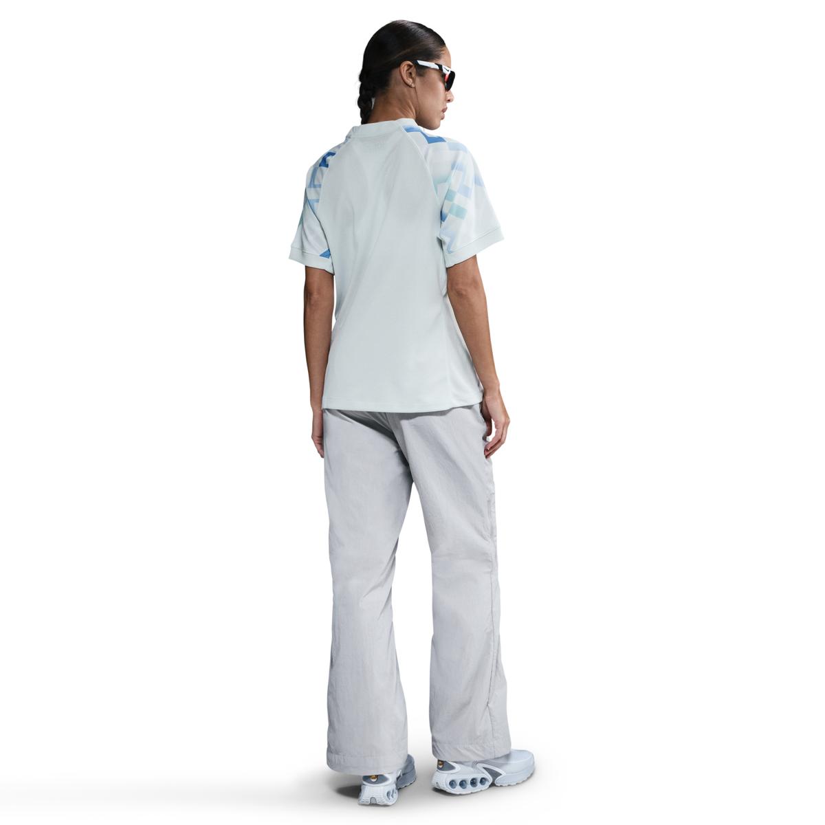 product/2/0/2025_nike_hj5096-497-phsbm001.jpg