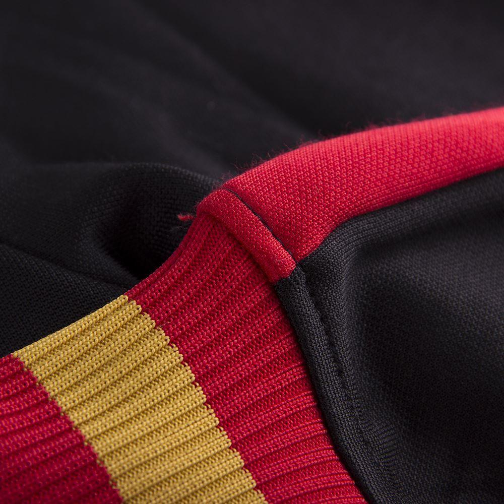 product/8/8/887_-_image5_-_as-roma-1977-78-retro-football-jacket-black-3566.jpg
