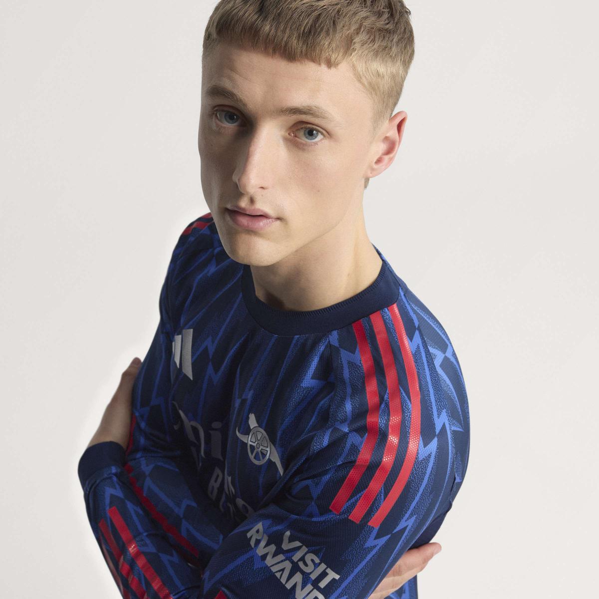 product/a/d/adidas_jj1834_11_apparel_photography_heromrktng_view_4.jpg