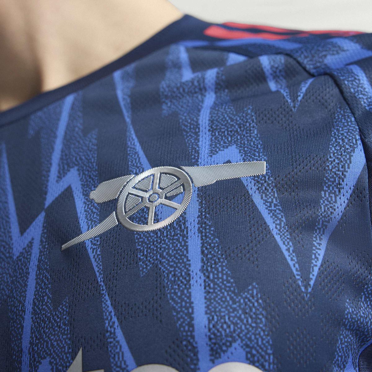 product/a/d/adidas_jj1834_12_apparel_photography_heromrktng_view_5.jpg