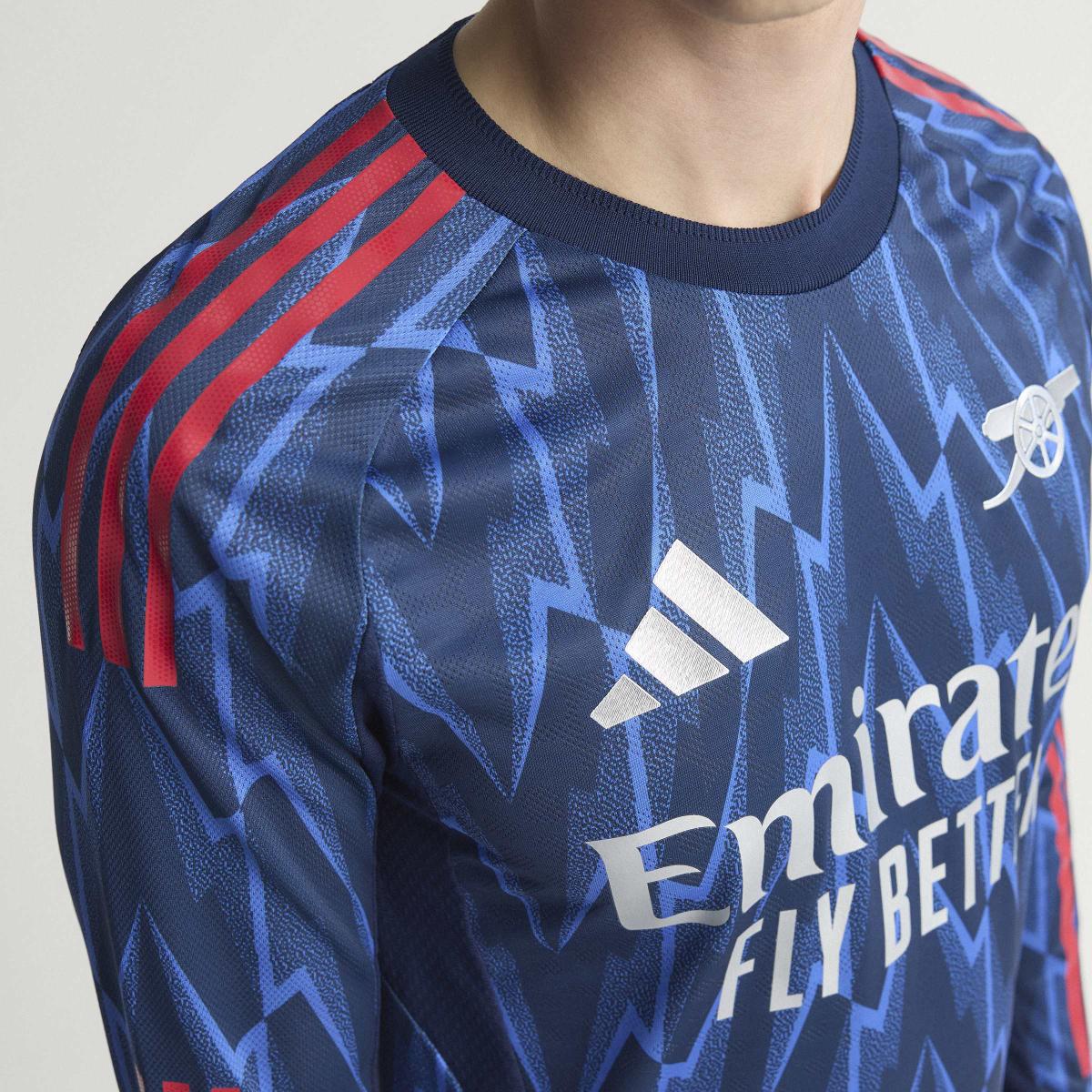 product/a/d/adidas_jj1834_14_apparel_photography_heromrktng_view_7.jpg