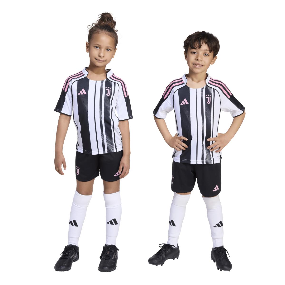 product/a/d/adidas_jn5220_white-black_12.jpg