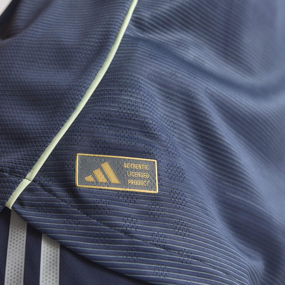 product/a/d/adidas_jp3936_bleu_17.jpg
