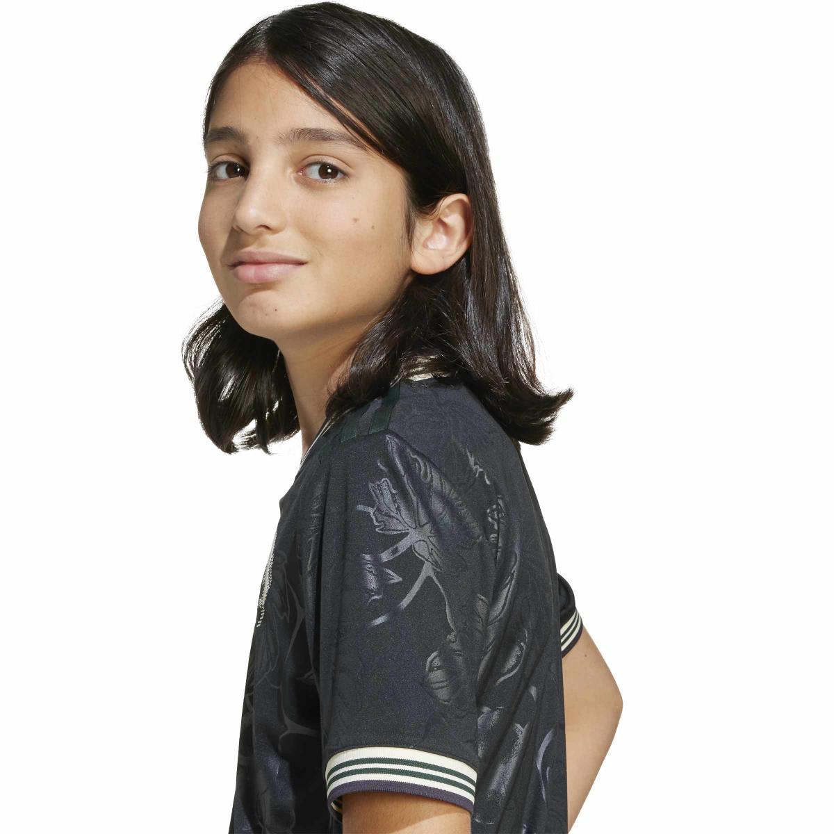 product/a/d/adidas_kc3497_6_apparel_on_model_detail_view_1_white.jpg