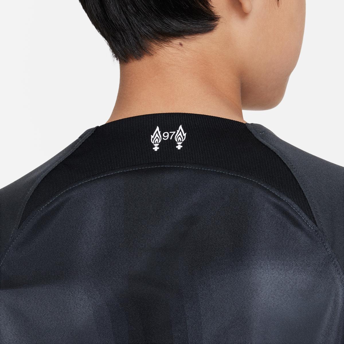 product/n/i/nike_dj7861-061-phsym003_new.jpg