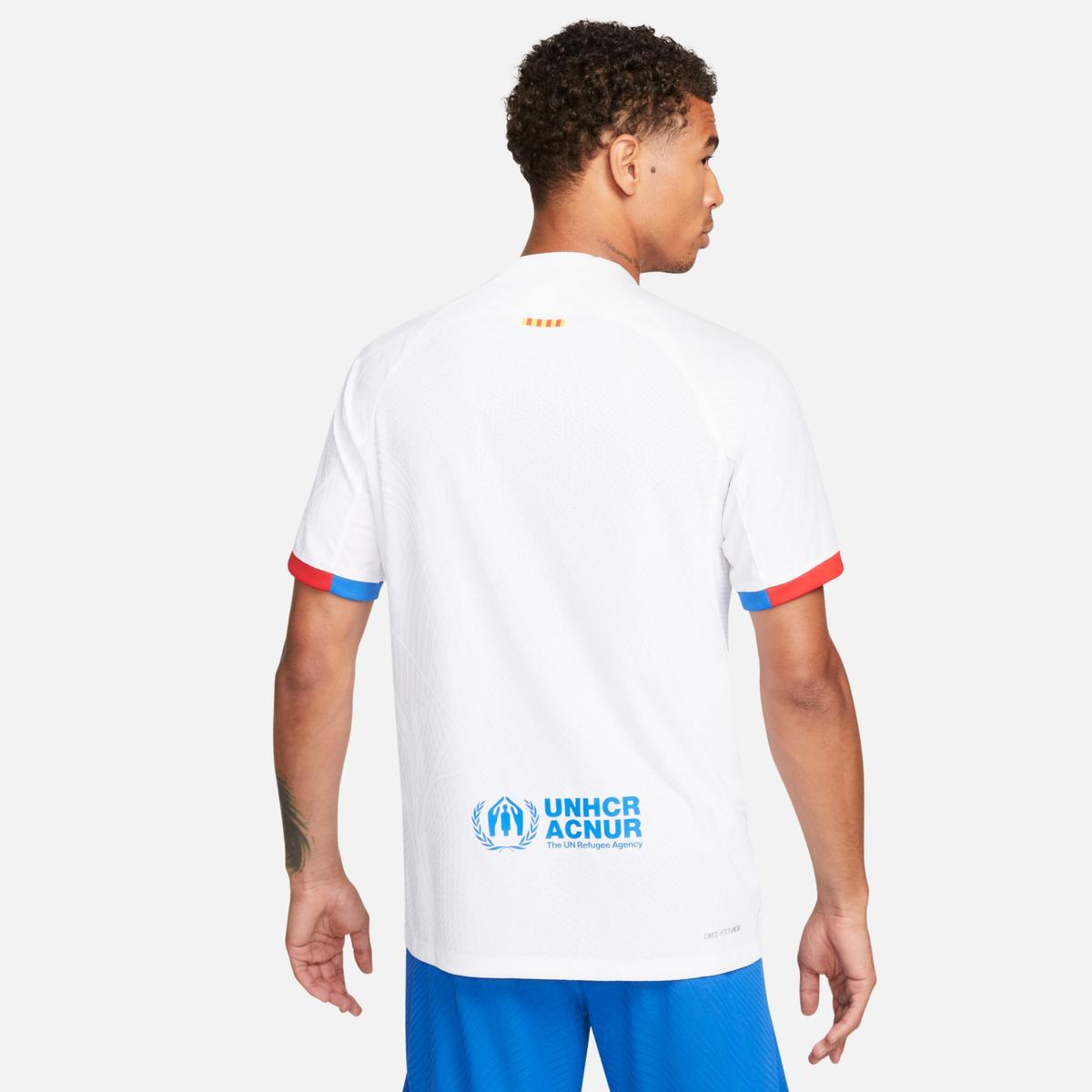 product/n/i/nike_dx2614-101-phsbm001.jpg