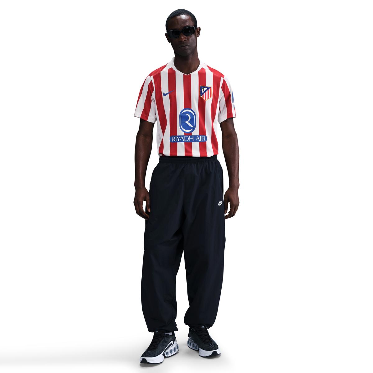 product/n/i/nike_hj4587-615-phsfm001.jpg