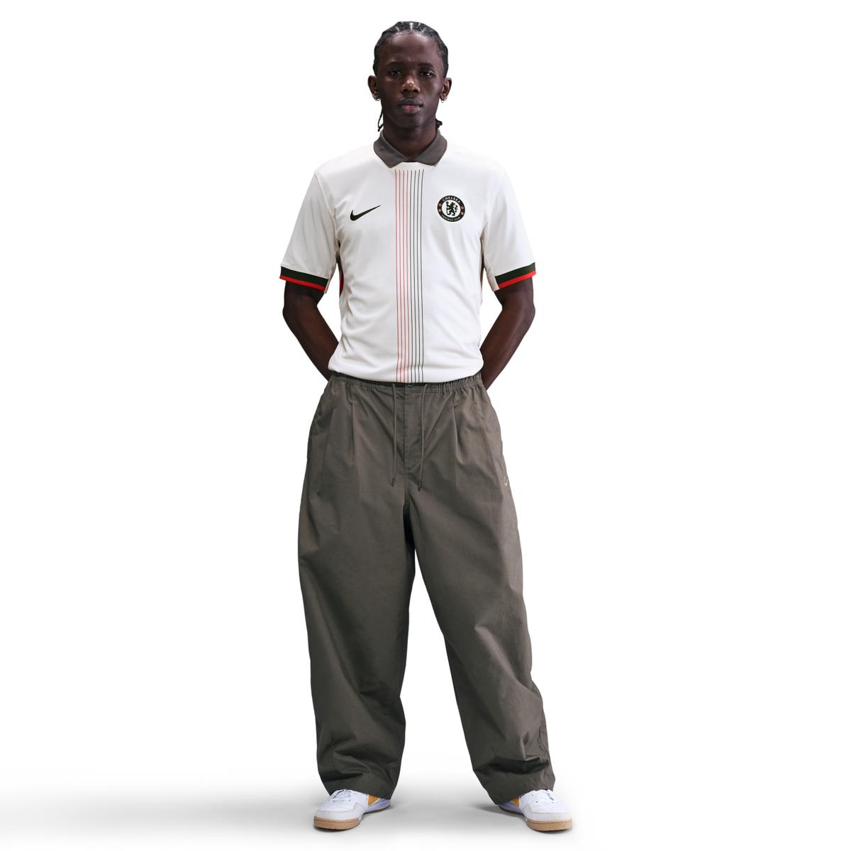 product/n/i/nike_hj4602-031-phsfm001.jpg