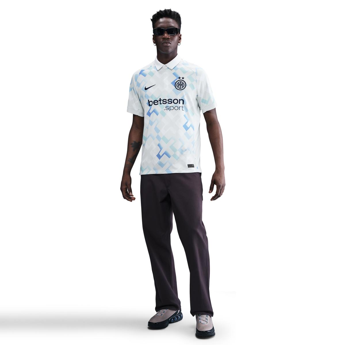 product/n/i/nike_hj4604-497-phsfm001.jpg