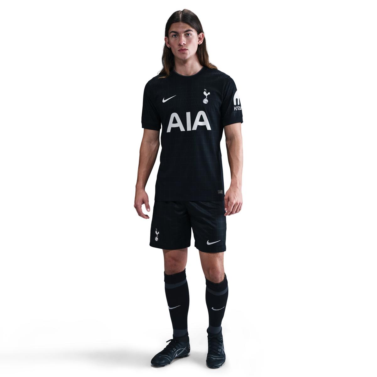product/n/i/nike_hj4682-010-phsfm001.jpg