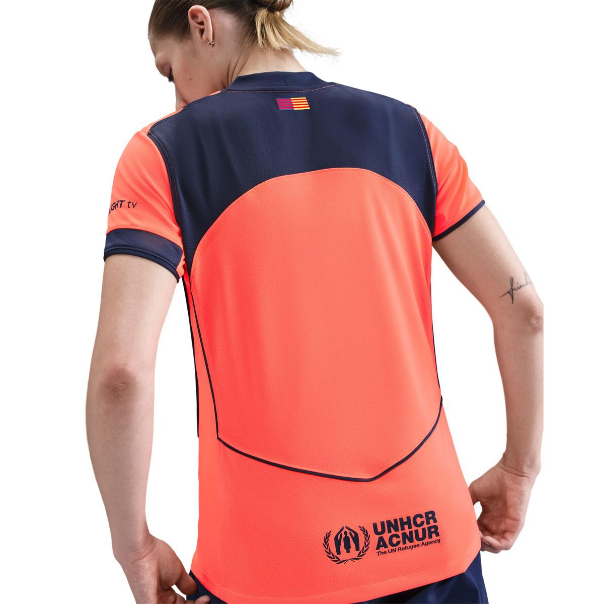 product/n/i/nike_hm3240-855-phsym002-ss25.jpg