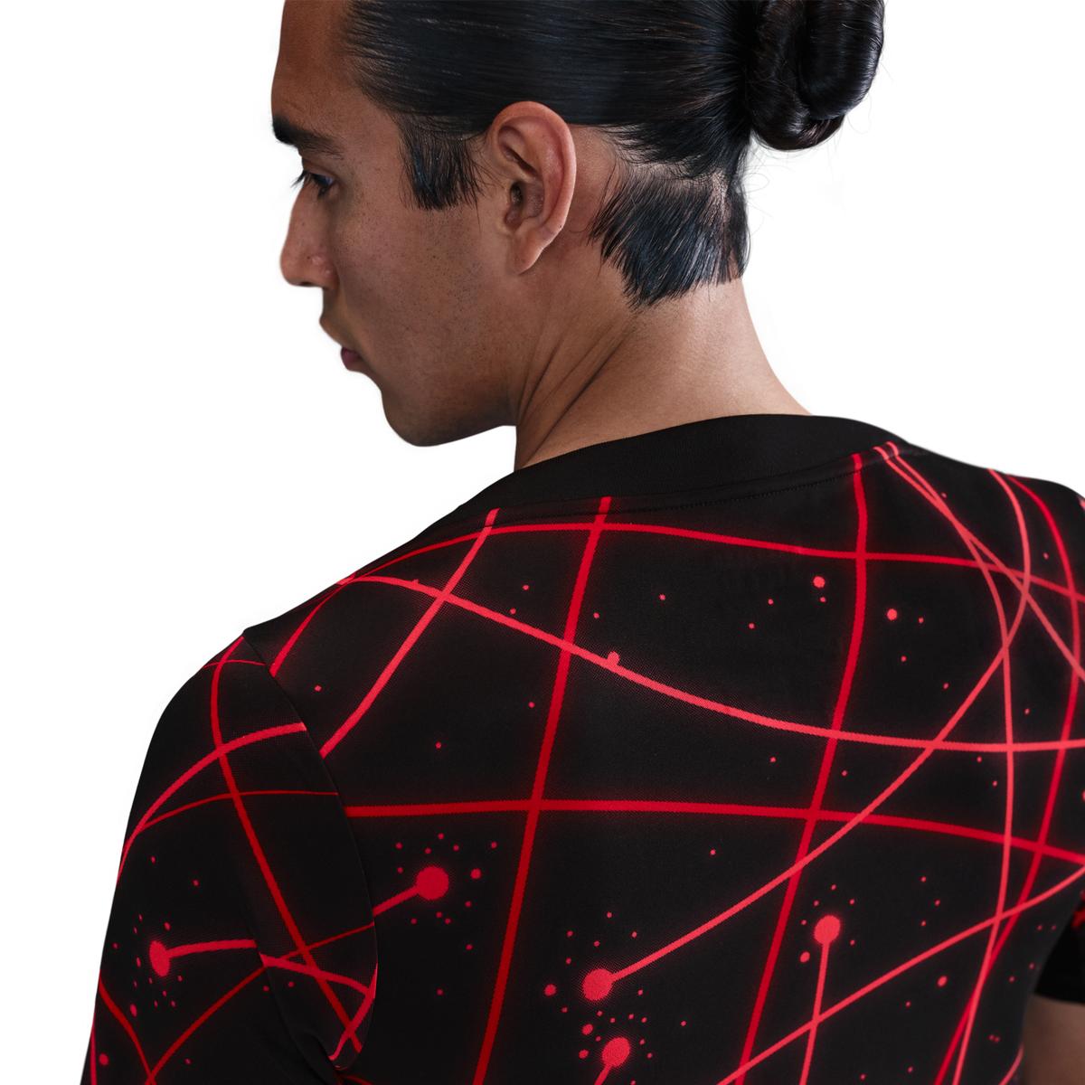 product/n/i/nike_if3965-010-phsym002.jpg
