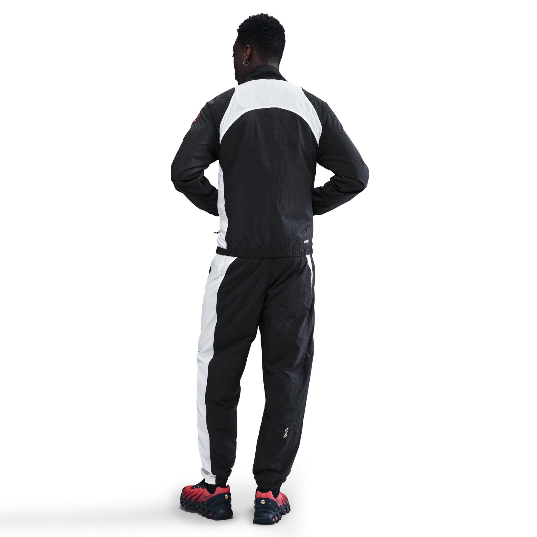 product/2/0/2025_08_nike_hq9739-010-phsbm001.jpg