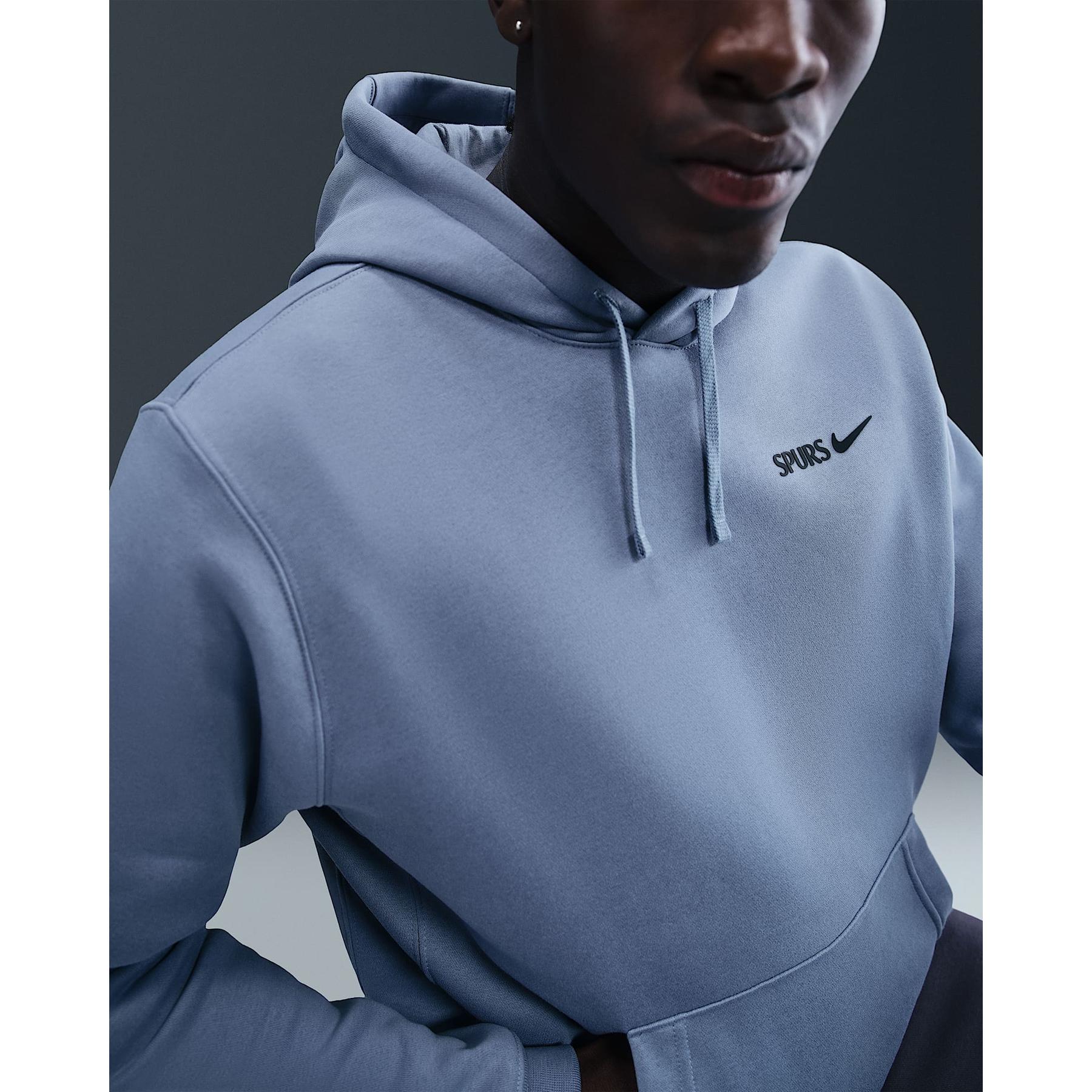 product/2/0/2025_10_nike_hq6341-493_3.jpg