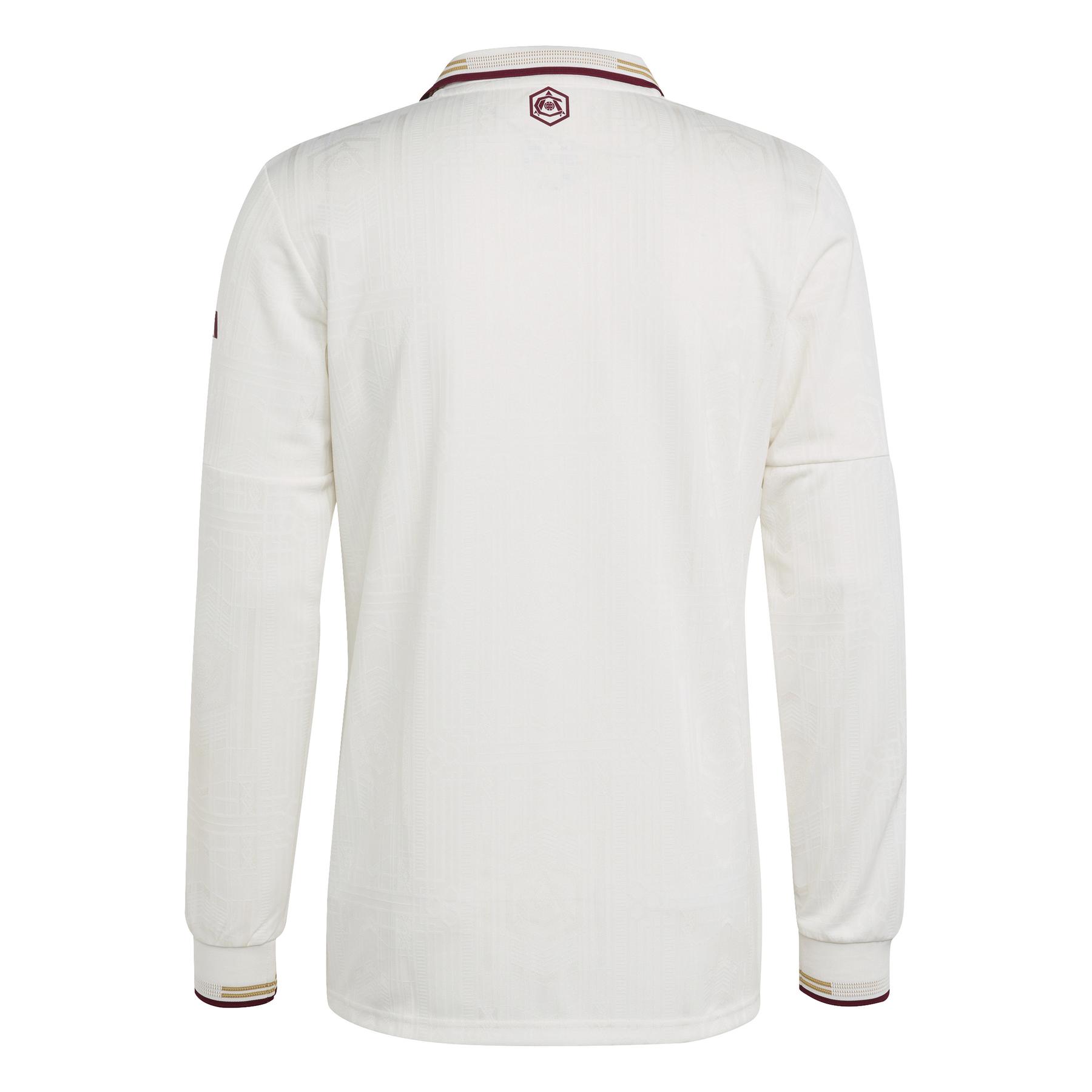 product/2/0/2025_adidas_jj1898_2_apparel_photography_back_center_view_transparent.jpg