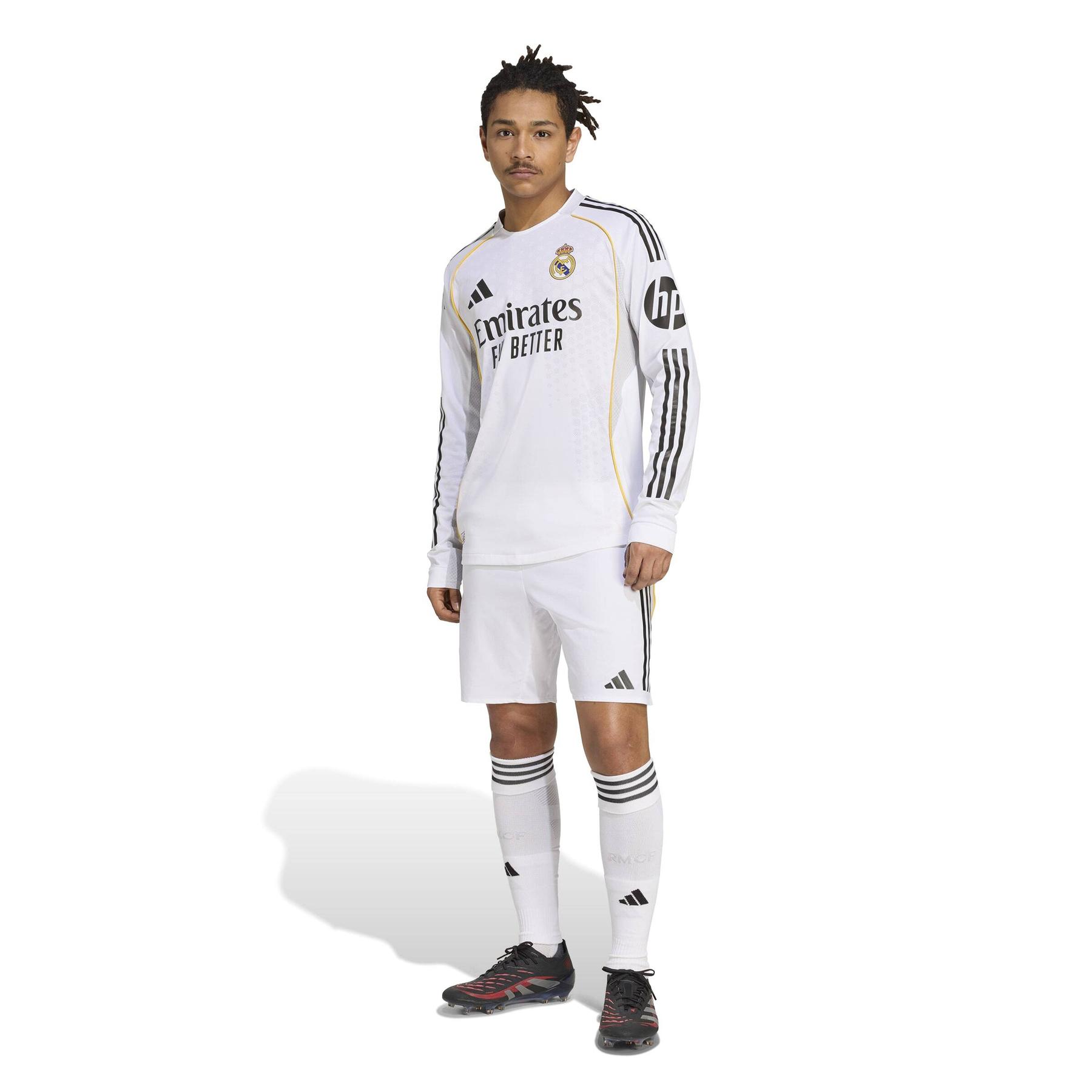 product/a/d/adidas_jn8866_6_apparel_on_model_standard_outfit_view_white.jpg