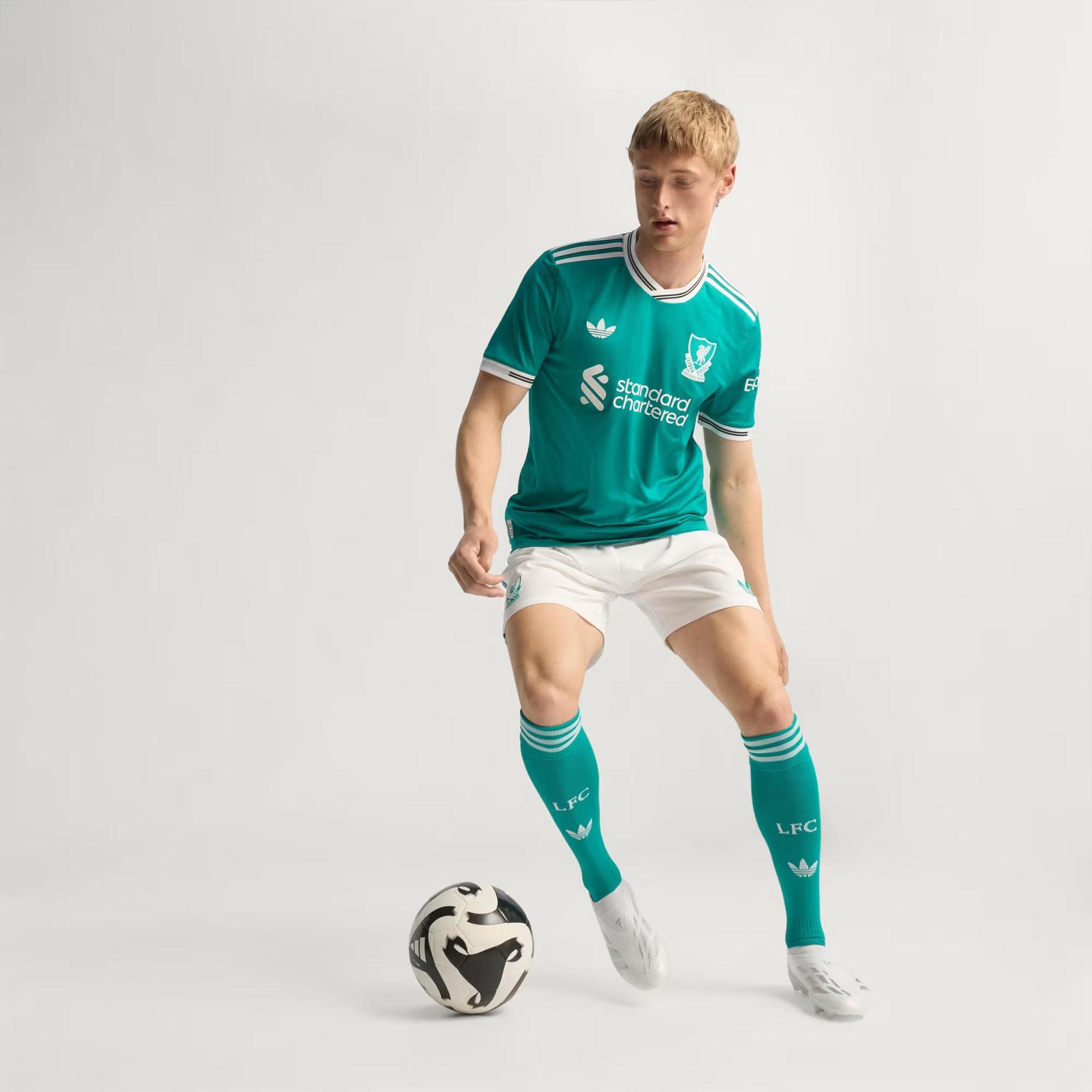 product/a/d/adidas_jv6427_8.jpg