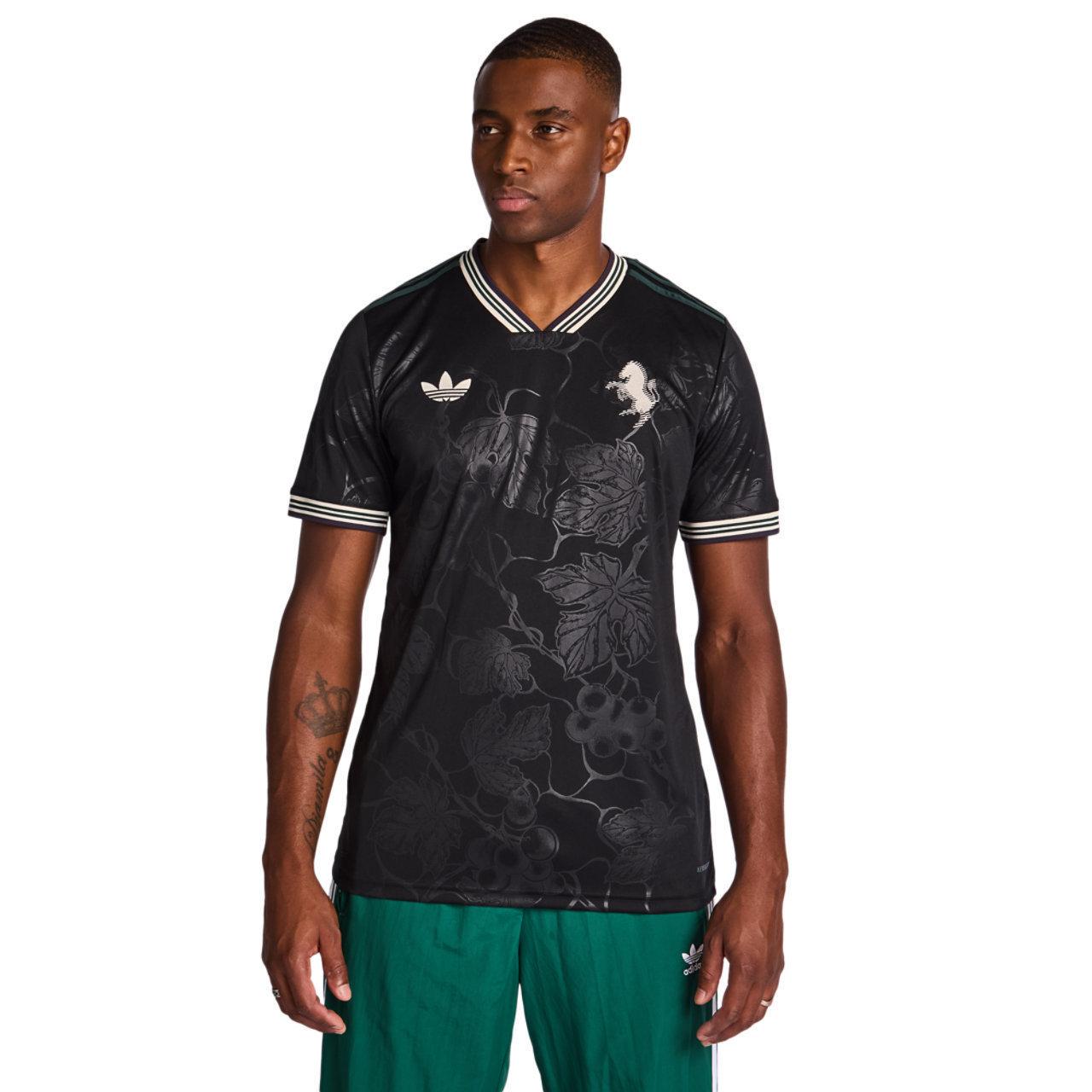 product/a/d/adidas_kc3486_0.jpg