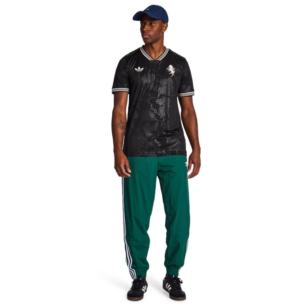 product/a/d/adidas_kc3486_1.jpg