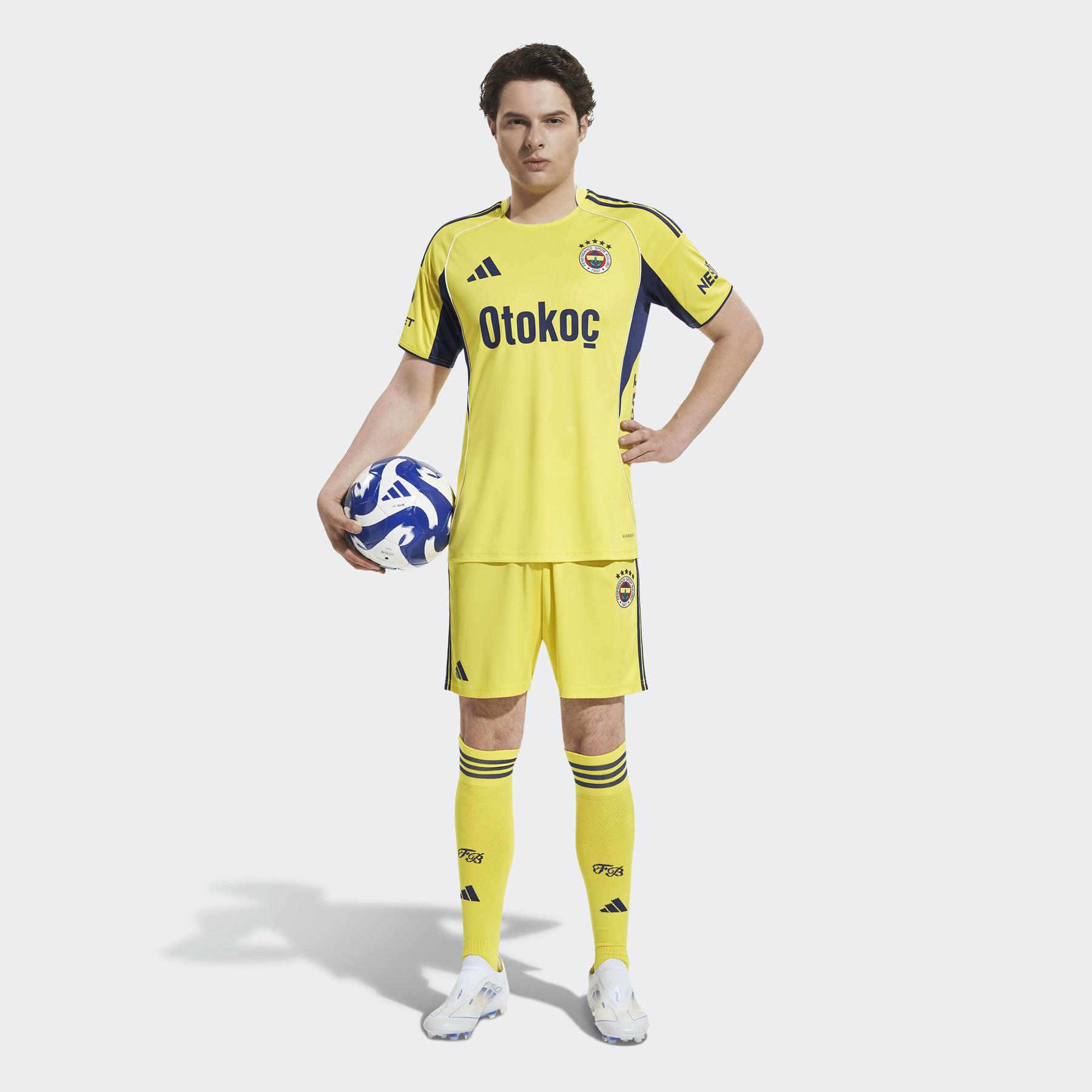 product/a/d/adidas_kd7315_bright-yellow-dark-blue_4.jpg