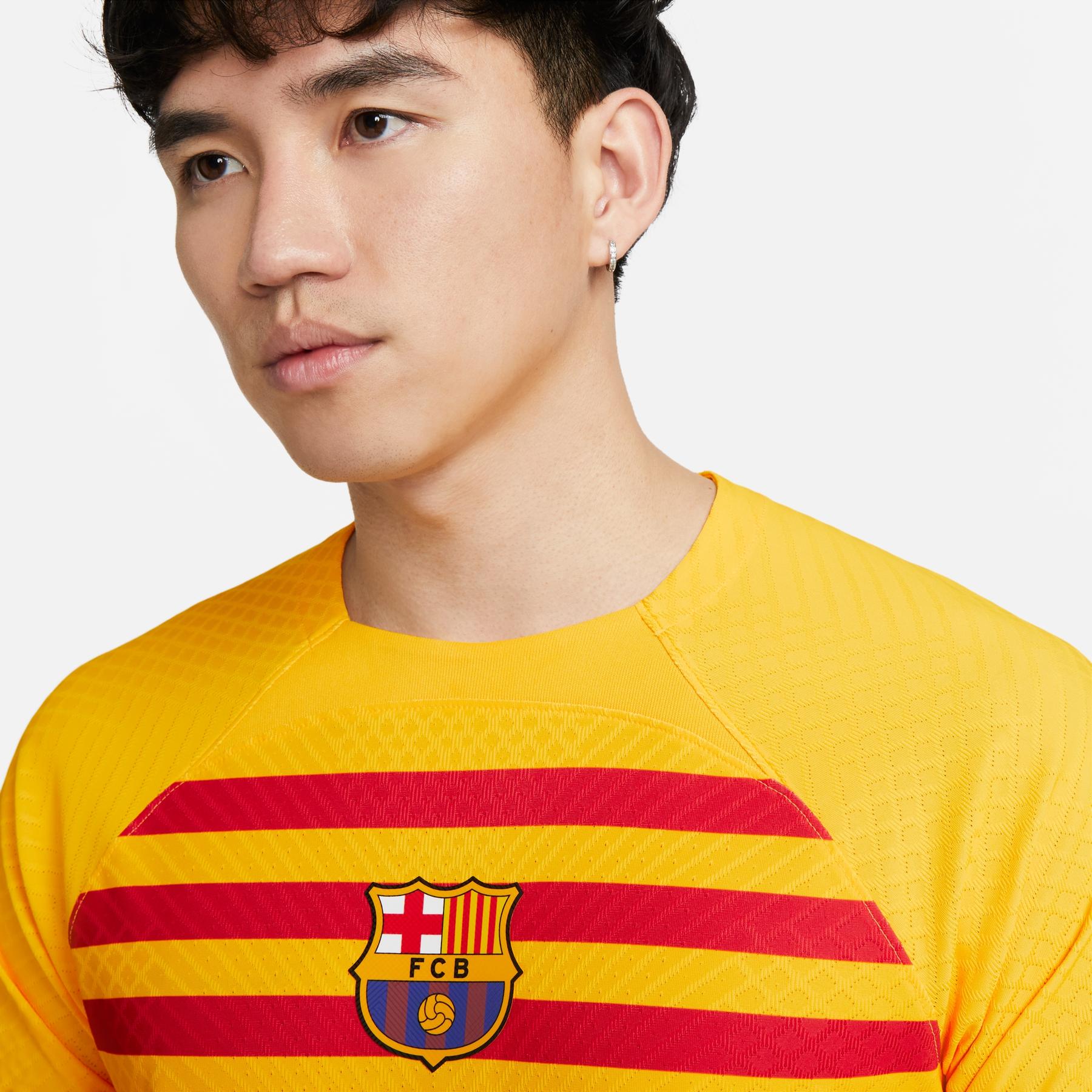 product/n/i/nike_dr5077-729-phsym001.jpg