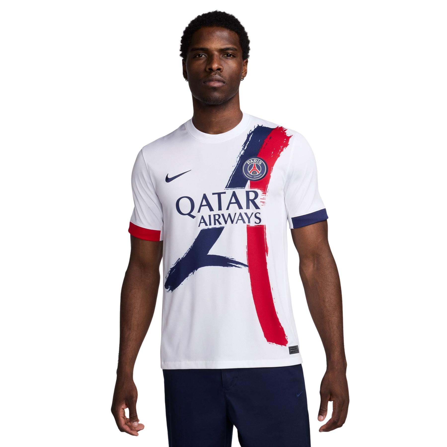 product/n/i/nike_fn8781-101-phsfm001.jpg