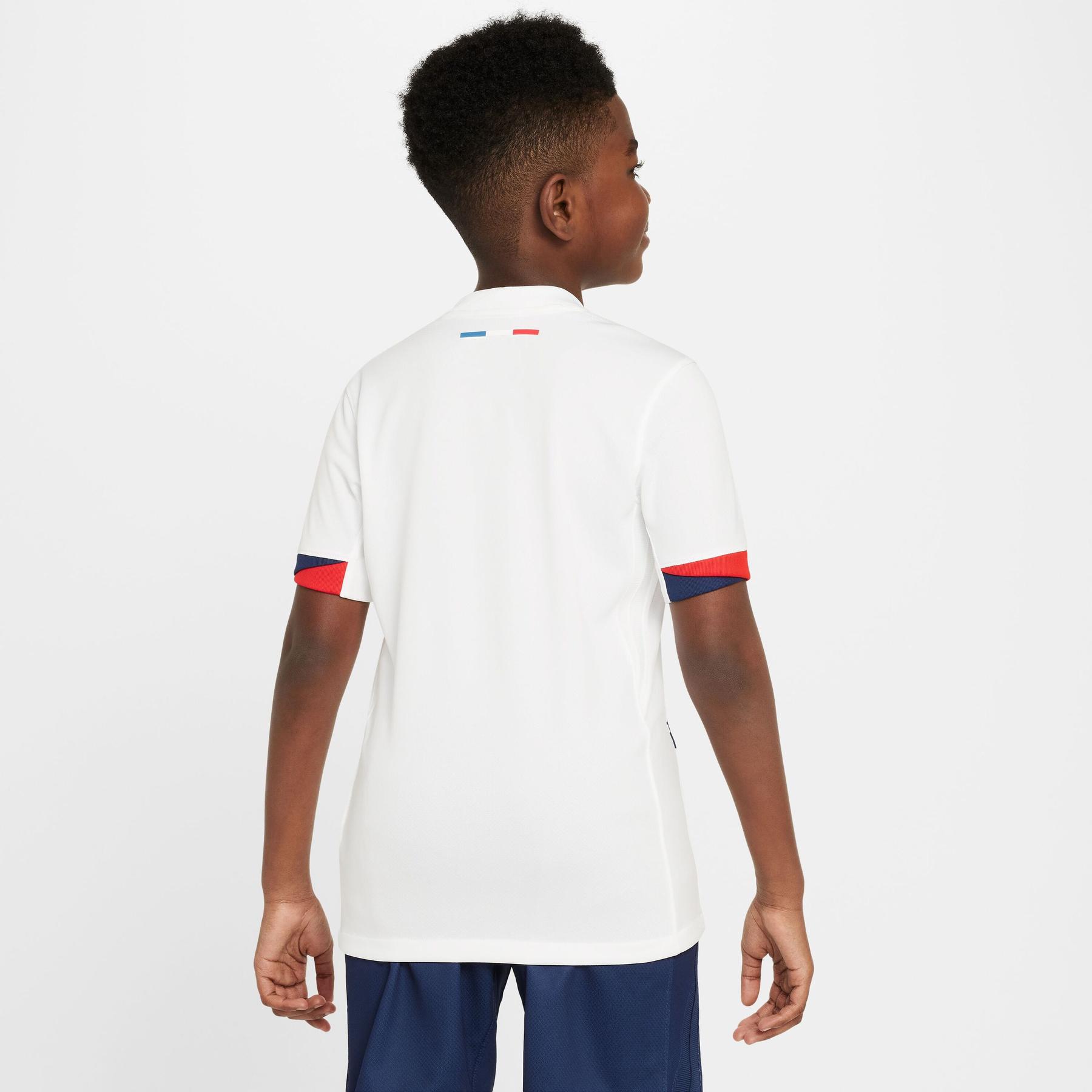 product/n/i/nike_fn9126-101-phsbm001.jpg