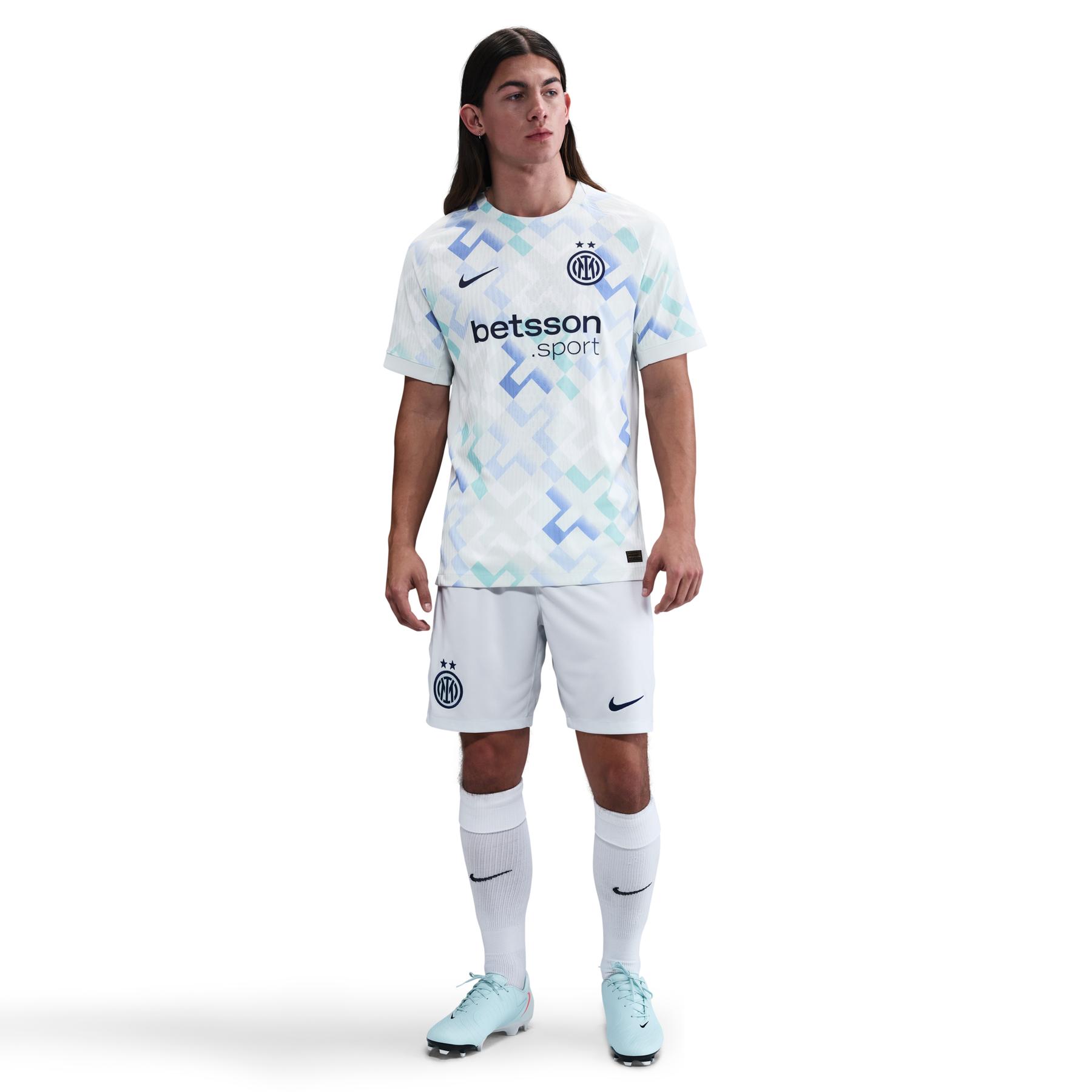 product/n/i/nike_hj4555-497-phsfm001.jpg