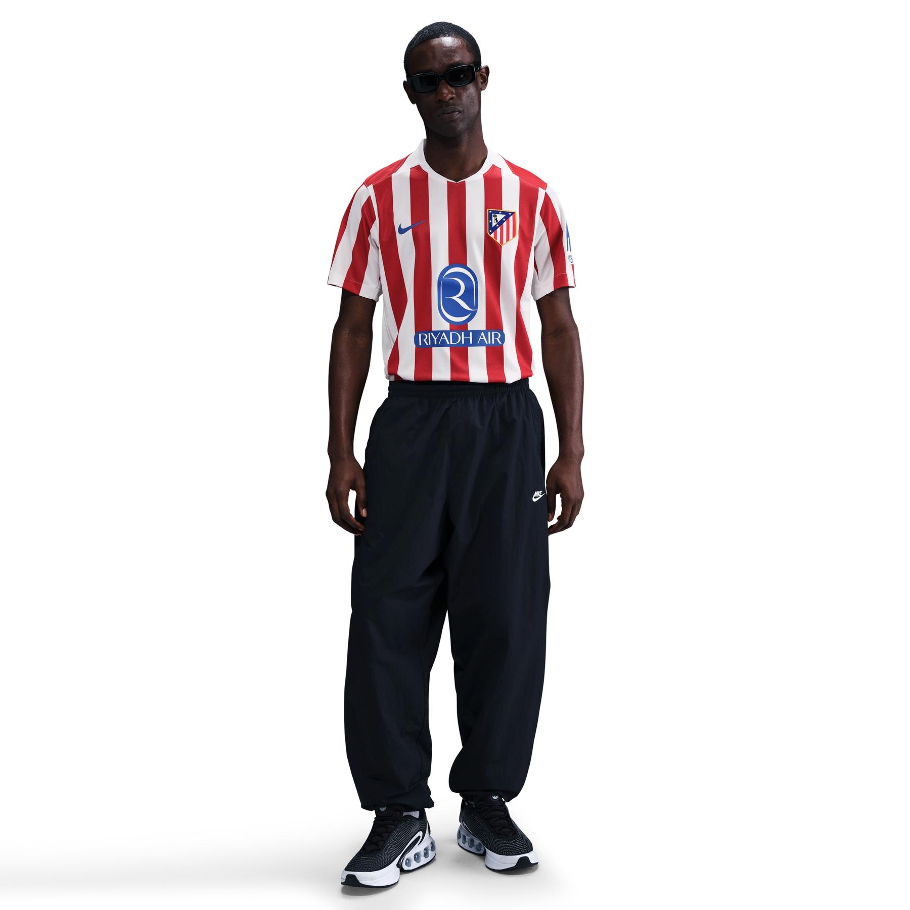 product/n/i/nike_hj4587-615-phsfm001.jpg