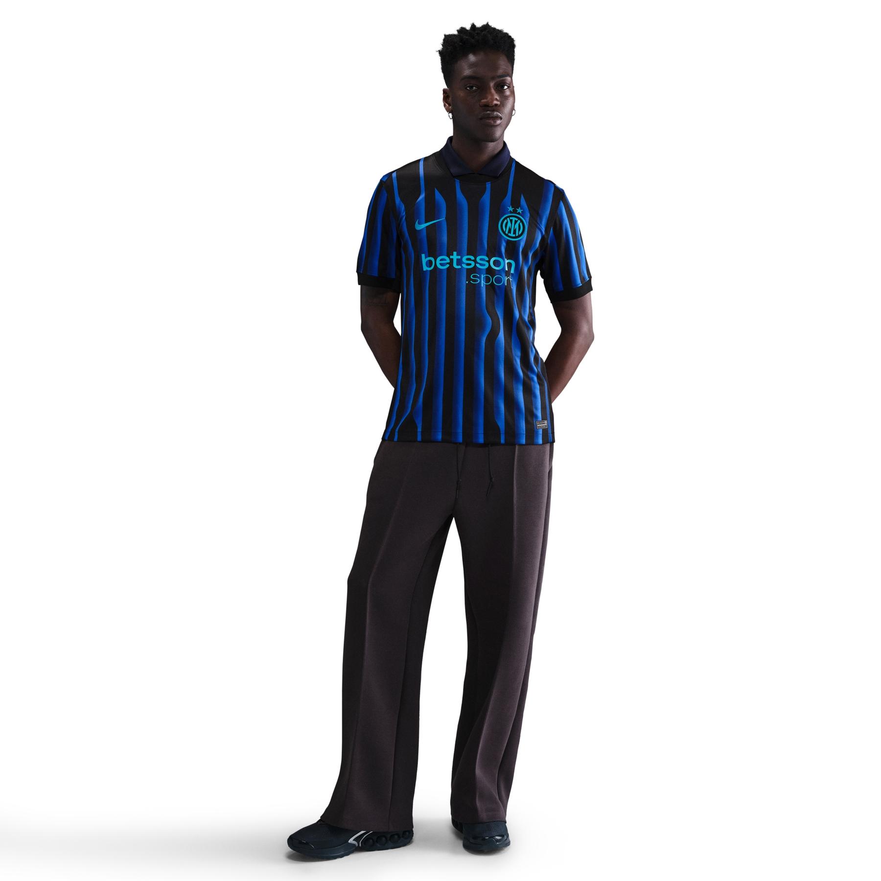 product/n/i/nike_hj4591-439-phsfm001.jpg