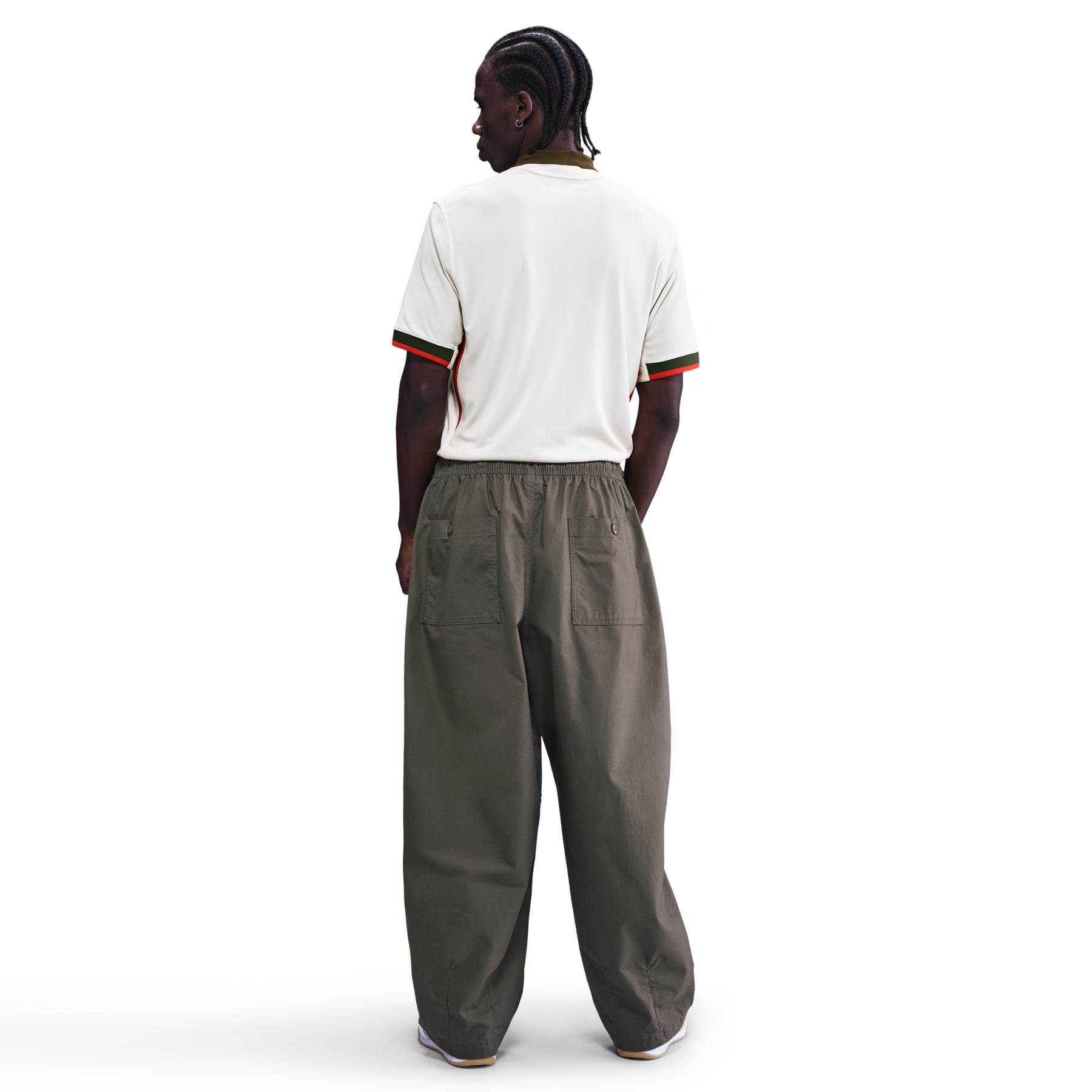 product/n/i/nike_hj4602-031-phsbm001.jpg