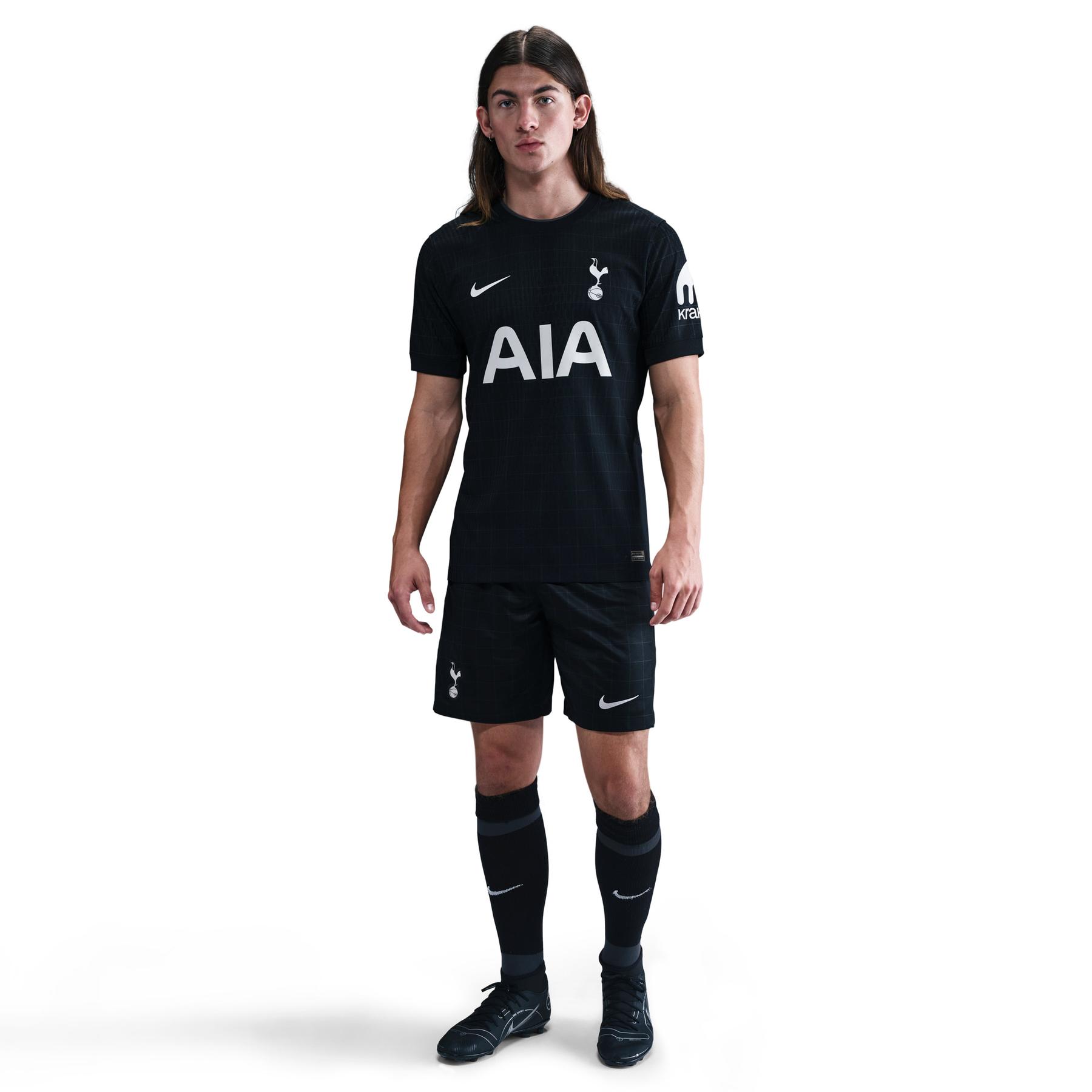 product/n/i/nike_hj4682-010-phsfm001.jpg