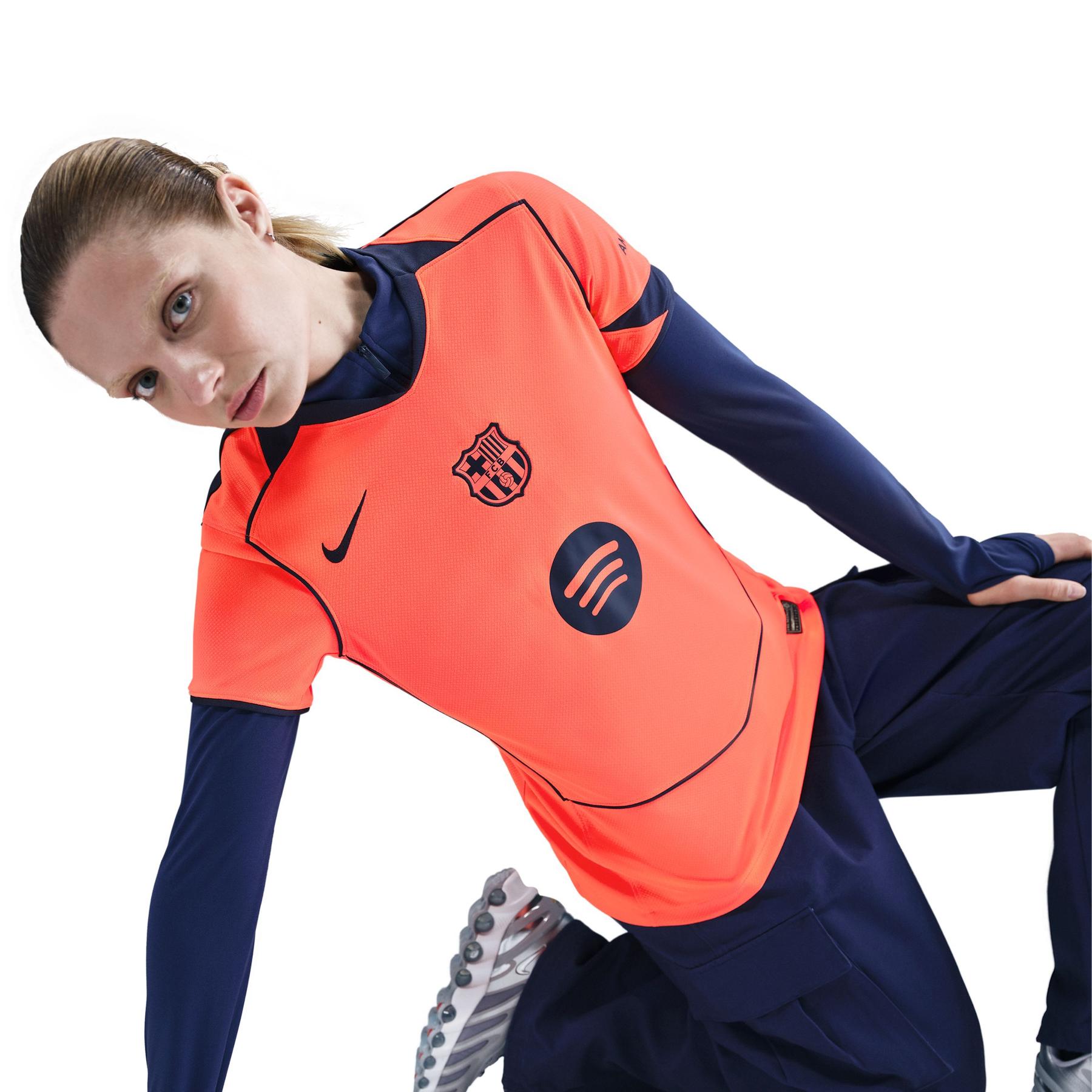 product/n/i/nike_hm3240-855-phsym003-ss25.jpg