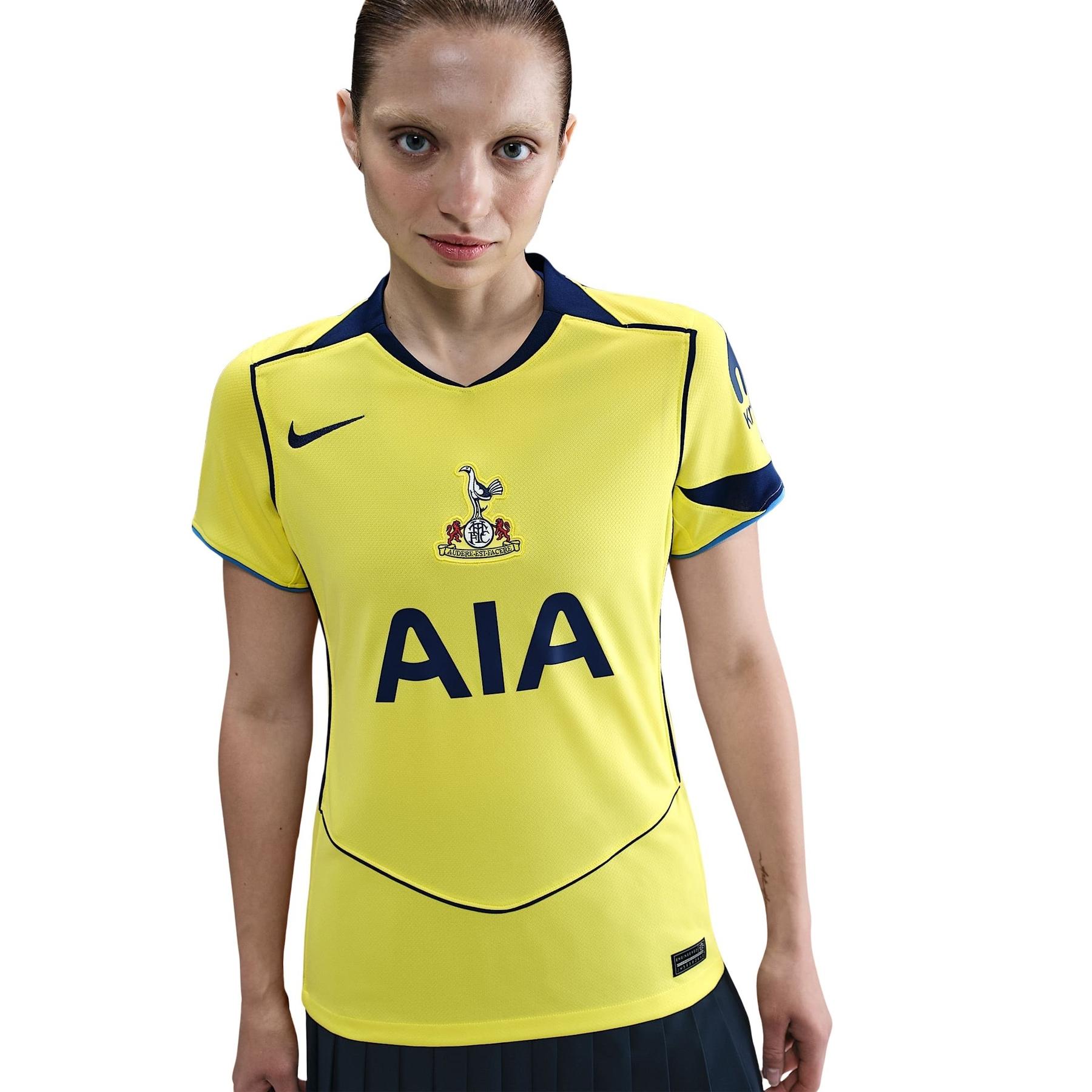 product/n/i/nike_hm3246-741_0.jpg