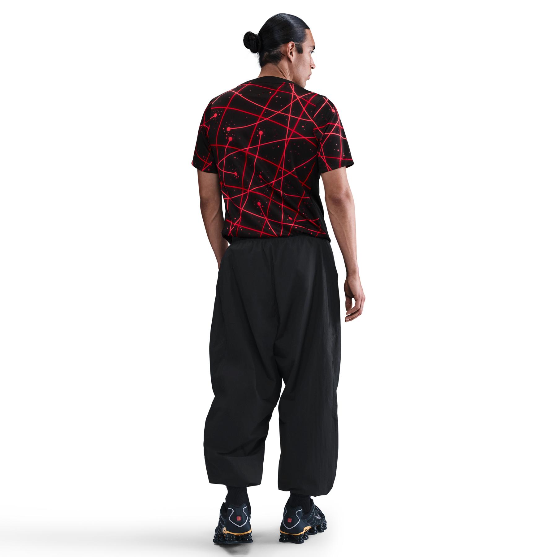 product/n/i/nike_if3965-010-phsbm001.jpg