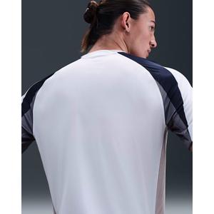 product/2/0/2025_nike_hj4598-101_1.jpg